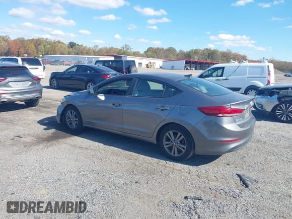 ✅ 2018 Hyundai Elantra SEL • VIN: 5NPD84LF7JH334144 • Lot: 43521235. Listed on IAAI with 100,952 mi. Free auction sales archive from the USA and detailed vehicle history report at DreamBid. Image 3.