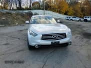 ✅ 2016 Infiniti QX70 • VIN: JN8CS1MW2GM750518 • Лот: 91493295. Опубликован ранее на Copart с пробегом 156 528 миль. Бесплатный доступ к архиву аукционных продаж из США и подробный отчёт об истории автомобиля на DreamBid. Изображение 14.