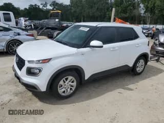 ✅ 2022 Hyundai Venue SE • VIN: KMHRB8A33NU207387 • Lot: 85004565. Listed on Copart with 60,262 mi. Free auction sales archive from the USA and detailed vehicle history report at DreamBid. Image 1.