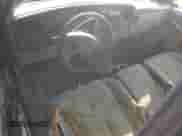 2004 Chevrolet Silverado 1500 LS z VIN 1GCEC14V74Z103166, wystawiony jako Copart lot #77694504 z przebiegiem 327 931 mil mil oraz Czysty tytuł • Clean title. Historia ofert i sprzedaży dostępna na DreamBid. Obrazek 8.