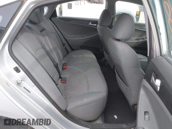 ✅ 2012 Hyundai Sonata GLS • VIN: 5NPEB4AC6CH424824 • Lot: 43610948. Wystawiony na IAAI z przebiegiem 136 342 mil. Bezpłatny archiwum sprzedaży aukcyjnych z USA i szczegółowy raport historii pojazdu na DreamBid. Zdjęcie 8.