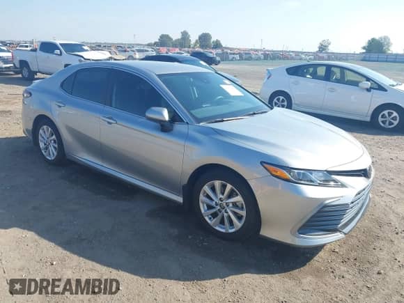 2023 Toyota Camry LE z VIN 4T1C11AK4PU147534, wystawiony jako IAAI lot #43337127 z przebiegiem 11 969 mil mil oraz . Historia ofert i sprzedaży dostępna na DreamBid. Obrazek 1.