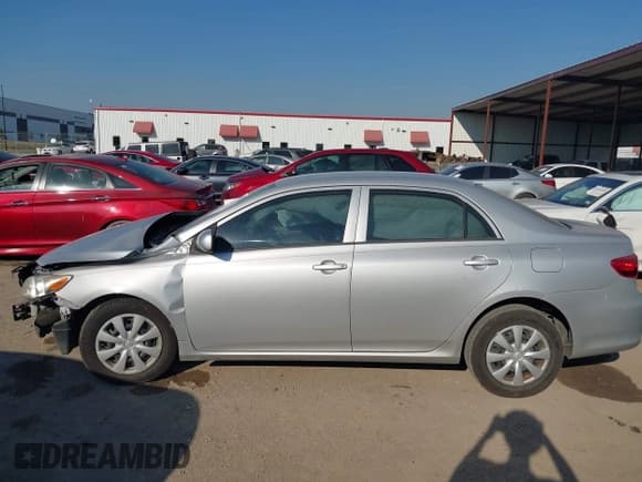 ✅ 2012 Toyota Corolla LE • VIN: 5YFBU4EE5CP062335 • Lot: 43355171. Listed on IAAI with 162,359 mi. Free auction sales archive from the USA and detailed vehicle history report at DreamBid. Image 14.