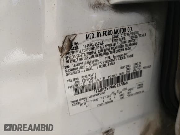 ✅ 2006 Ford Five Hundred Limited • VIN: 1FAHP25196G157866 • Лот: 74979664. Опубликован ранее на Copart с пробегом 256 985 миль. Бесплатный доступ к архиву аукционных продаж из США и подробный отчёт об истории автомобиля на DreamBid. Изображение 14.