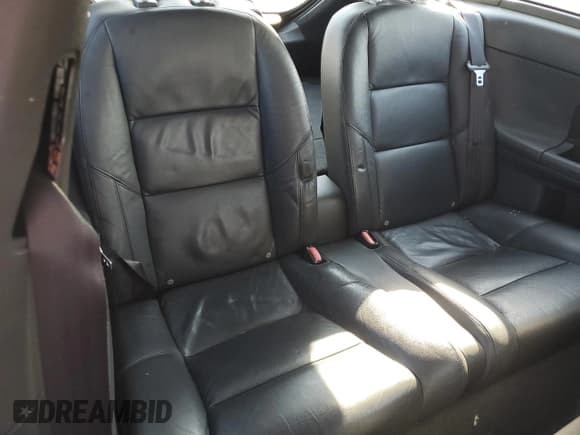 ✅ 2011 Volvo C30 • VIN: YV1672MKXB2203170 • Lot: 77627224. Wystawiony na Copart z przebiegiem 167 659 mil. Bezpłatny archiwum sprzedaży aukcyjnych z USA i szczegółowy raport historii pojazdu na DreamBid. Zdjęcie 10.