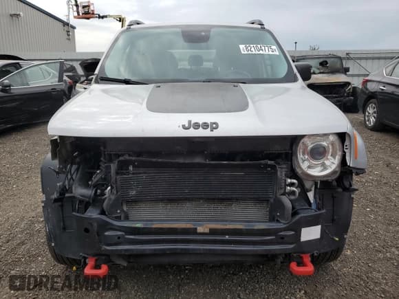 ✅ 2017 Jeep Renegade Trailhawk • VIN: ZACCJBCB5HPG38544 • Lot: 82104775. Listed on Copart with 98,947 mi. Free auction sales archive from the USA and detailed vehicle history report at DreamBid. Image 5.