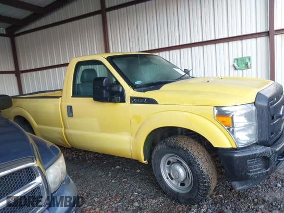 ✅ 2014 Ford F-350 XL • VIN: 1FTBF3A61EEA34468 • Лот: 43628115. Опубликован ранее на IAAI с пробегом 213 768 миль. Бесплатный доступ к архиву аукционных продаж из США и подробный отчёт об истории автомобиля на DreamBid. Изображение 13.