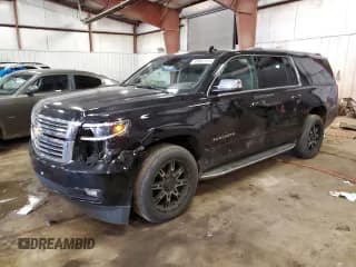 ✅ 2017 Chevrolet Suburban Premier • VIN: 1GNSKJKC0HR307795 • Lot: 89432225. Wystawiony na Copart z przebiegiem 132 887 mil. Bezpłatny archiwum sprzedaży aukcyjnych z USA i szczegółowy raport historii pojazdu na DreamBid. Zdjęcie 1.