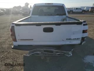 ✅ 2004 Chevrolet Silverado 1500 LS • VIN: 2GCEC13T141427609 • Лот: 73803434. Опубликован ранее на Copart с пробегом 189 249 миль. Бесплатный доступ к архиву аукционных продаж из США и подробный отчёт об истории автомобиля на DreamBid. Изображение 6.