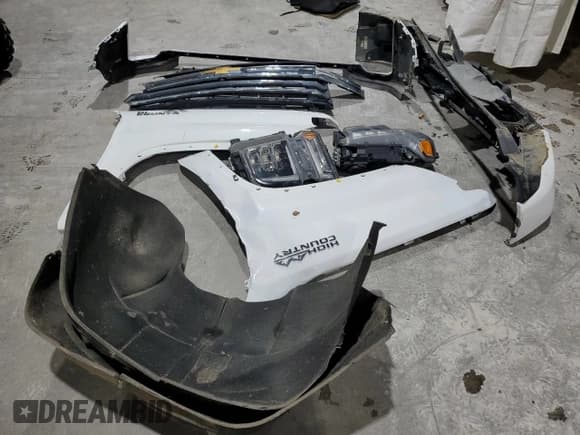 ✅ 2022 Chevrolet Silverado 2500HD High Country • VIN: 1GC4YRE78NF227588 • Лот: 84232915. Опубликован ранее на Copart с пробегом 52 694 миль. Бесплатный доступ к архиву аукционных продаж из США и подробный отчёт об истории автомобиля на DreamBid. Изображение 12.