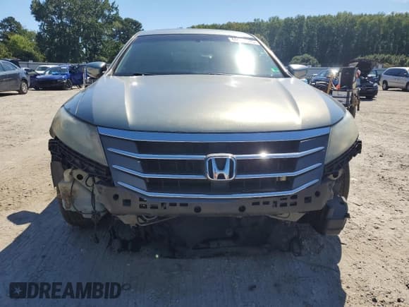 ✅ 2011 Honda Crosstour EX • VIN: 5J6TF1H30BL001242 • Lot: 69824075. Wystawiony na Copart z przebiegiem 201 820 mil. Bezpłatny archiwum sprzedaży aukcyjnych z USA i szczegółowy raport historii pojazdu na DreamBid. Zdjęcie 5.