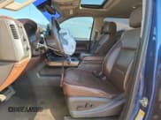 ✅ 2017 Chevrolet Silverado 2500HD High Country • VIN: 1GC1KXEYXHF213651 • Лот: 71028285. Опубликован ранее на Copart с пробегом 82 693 миль. Бесплатный доступ к архиву аукционных продаж из США и подробный отчёт об истории автомобиля на DreamBid. Изображение 7.