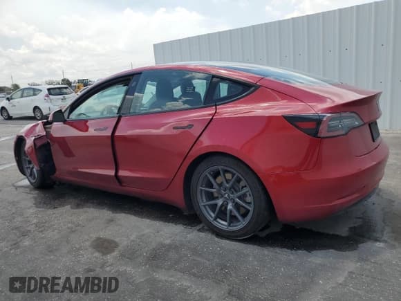 ✅ 2022 Tesla Model 3 Long Range • VIN: 5YJ3E1EB1NF286951 • Lot: 60655465. Wystawiony na Copart z przebiegiem Nie podano. Bezpłatny archiwum sprzedaży aukcyjnych z USA i szczegółowy raport historii pojazdu na DreamBid. Zdjęcie 2.