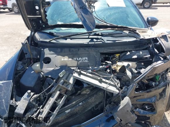 ✅ 2016 Jeep Cherokee Latitude • VIN: 1C4PJLCB5GW258161 • Lot: 43015066. Wystawiony na IAAI z przebiegiem 229 295 mil. Bezpłatny archiwum sprzedaży aukcyjnych z USA i szczegółowy raport historii pojazdu na DreamBid. Zdjęcie 10.