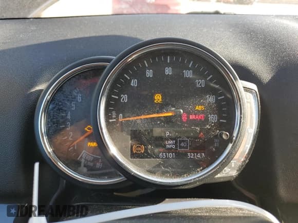 ✅ 2020 MINI Countryman Oxford Edition • VIN: WMZYW3C01L3L03306 • Lot: 64710354. Listed on Copart with 63,101 mi. Free auction sales archive from the USA and detailed vehicle history report at DreamBid. Image 9.