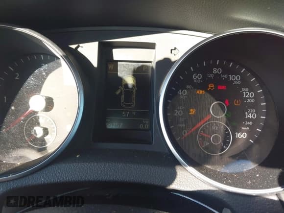 ✅ 2014 Volkswagen Jetta TDI w/Sunroof • VIN: 3VWPL7AJ6EM605017 • Lot: 43600119. Listed on IAAI with 99,757 mi. Free auction sales archive from the USA and detailed vehicle history report at DreamBid. Image 7.