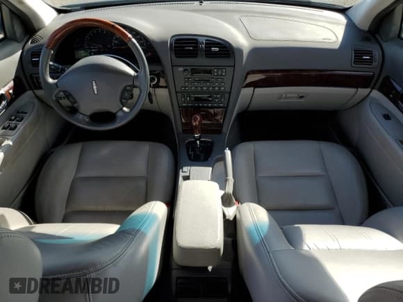 ✅ 2000 Lincoln LS • VIN: 1LNHM86SXYY822540 • Лот: 49008275. Опубликован ранее на Copart с пробегом 71 094 миль. Бесплатный доступ к архиву аукционных продаж из США и подробный отчёт об истории автомобиля на DreamBid. Изображение 8.