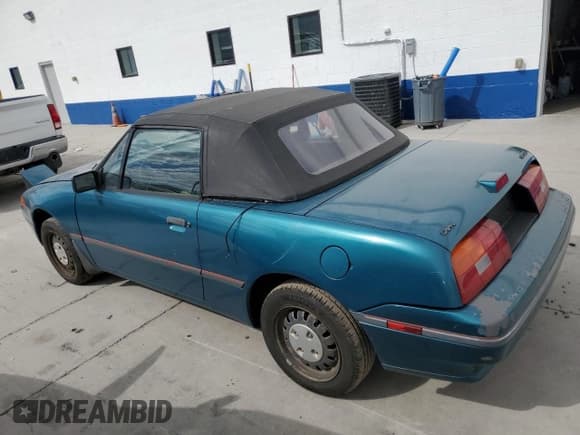 ✅ 1992 Mercury Capri • VIN: 6MPCT01Z1N8604028 • Лот: 76045794. Опубликован ранее на Copart с пробегом 719 364 миль. Бесплатный доступ к архиву аукционных продаж из США и подробный отчёт об истории автомобиля на DreamBid. Изображение 2.