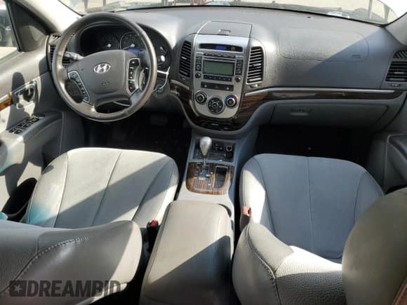 ✅ 2012 Hyundai Santa Fe SE • VIN: 5XYZHDAGXCG098035 • Lot: 75952204. Listed on Copart with 175,381 mi. Free auction sales archive from the USA and detailed vehicle history report at DreamBid. Image 8.