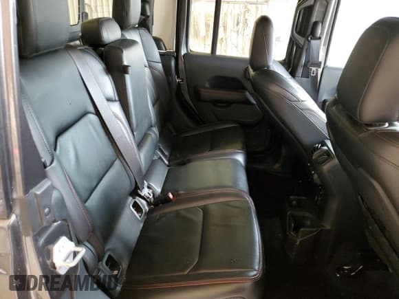 ✅ 2022 Jeep Gladiator Rubicon • VIN: 1C6JJTBG3NL119901 • Lot: 69884894. Listed on Copart with Not provided. Free auction sales archive from the USA and detailed vehicle history report at DreamBid. Image 10.