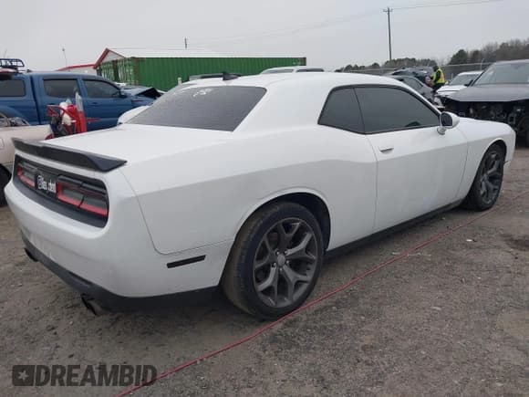 ✅ 2016 Dodge Challenger R/T • VIN: 2C3CDZBTXGH232242 • Lot: 41609159. Wystawiony na IAAI z przebiegiem 117 614 mil. Bezpłatny archiwum sprzedaży aukcyjnych z USA i szczegółowy raport historii pojazdu na DreamBid. Zdjęcie 4.