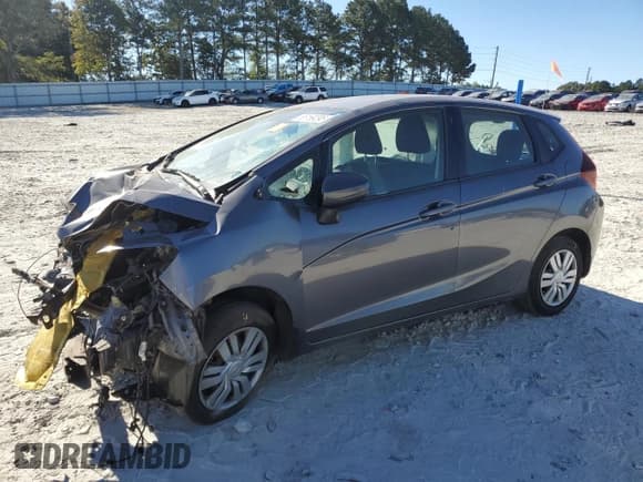 ✅ 2015 Honda Fit LX • VIN: 3HGGK5H59FM744418 • Lot: 86169295. Listed on Copart with 108,686 mi. Free auction sales archive from the USA and detailed vehicle history report at DreamBid. Image 1.