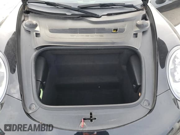 ✅ 2016 Porsche 911 Carrera • VIN: WP0AA2A91GS106403 • Лот: 83393454. Опубликован ранее на Copart с пробегом 115 592 миль. Бесплатный доступ к архиву аукционных продаж из США и подробный отчёт об истории автомобиля на DreamBid. Изображение 11.