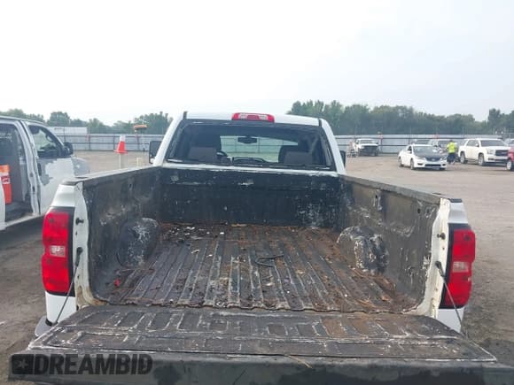 ✅ 2019 Chevrolet Silverado 2500HD LT • VIN: 2GC2KSEG1K1235759 • Lot: 43194918. Listed on IAAI with 139,856 mi. Free auction sales archive from the USA and detailed vehicle history report at DreamBid. Image 17.