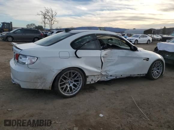 2008 BMW 3 Series M3 с VIN WBSWD93548PY40093, выставлен на аукционе Copart как лот 41657755 с пробегом 141 015 миль миль и Списание • Salvage title. История ставок и продаж доступна на DreamBid. Изображение 3.