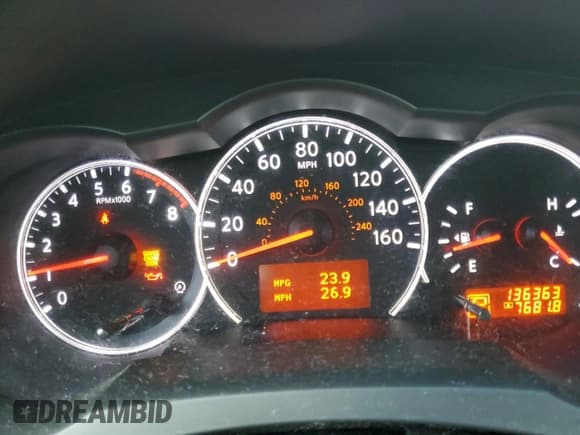 ✅ 2010 Nissan Altima 2.5 • VIN: 1N4AL2AP1AN553382 • Lot: 81275095. Wystawiony na Copart z przebiegiem 136 363 mil. Bezpłatny archiwum sprzedaży aukcyjnych z USA i szczegółowy raport historii pojazdu na DreamBid. Zdjęcie 9.