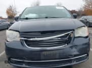 ✅ 2014 Chrysler Town & Country Touring • VIN: 2C4RC1BG3ER195765 • Лот: 43561392. Опубликован ранее на IAAI с пробегом 144 618 миль. Бесплатный доступ к архиву аукционных продаж из США и подробный отчёт об истории автомобиля на DreamBid. Изображение 6.
