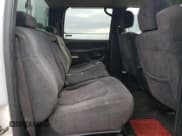 ✅ 2001 Chevrolet Silverado 2500HD LS • VIN: 1GCHK23U11F162998 • Lot: 82831614. Wystawiony na Copart z przebiegiem 300 425 mil. Bezpłatny archiwum sprzedaży aukcyjnych z USA i szczegółowy raport historii pojazdu na DreamBid. Zdjęcie 11.