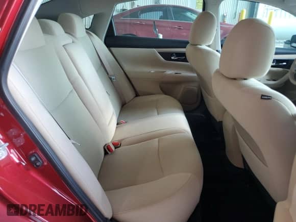 2015 Nissan Altima S z VIN 1N4AL3AP0FC157873, wystawiony jako Copart lot #69686395 z przebiegiem 76 482 mil mil oraz Szkoda całkowita • Salvage title. Historia ofert i sprzedaży dostępna na DreamBid. Obrazek 10.