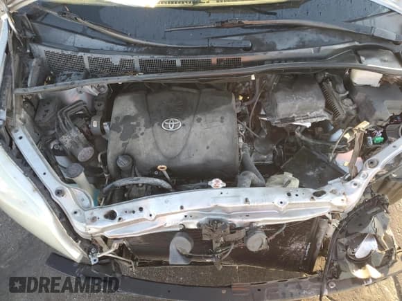 ✅ 2017 Toyota Sienna XLE • VIN: 5TDYZ3DC9HS845632 • Lot: 90851595. Listed on Copart with 188,673 mi. Free auction sales archive from the USA and detailed vehicle history report at DreamBid. Image 12.