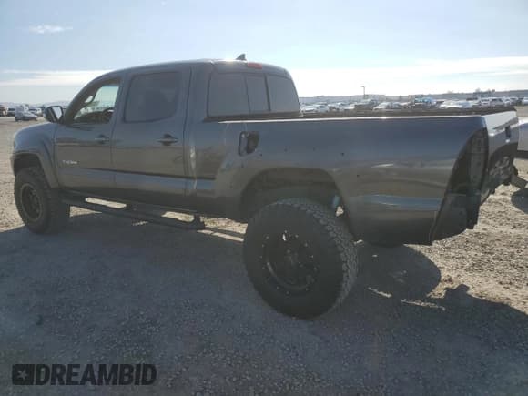✅ 2012 Toyota Tacoma PreRunner • VIN: 3TMKU4HN5CM031038 • Lot: 80675875. Listed on Copart with 86,117 mi. Free auction sales archive from the USA and detailed vehicle history report at DreamBid. Image 2.