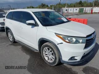 ✅ 2015 Toyota Highlander LE • VIN: 5TDZARFHXFS010899 • Лот: 43803311. Опубликован ранее на IAAI с пробегом 147 646 миль. Бесплатный доступ к архиву аукционных продаж из США и подробный отчёт об истории автомобиля на DreamBid. Изображение 1.