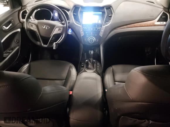✅ 2018 Hyundai Santa Fe Ultimate • VIN: 5XYZWDLA4JG554817 • Lot: 59900594. Listed on Copart with 33,137 mi. Free auction sales archive from the USA and detailed vehicle history report at DreamBid. Image 8.