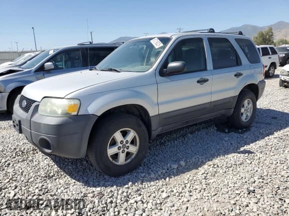 ✅ 2006 Ford Escape XLS • VIN: 1FMYU92Z26KC14858 • Lot: 67319025. Listed on Copart with 143,766 mi. Free auction sales archive from the USA and detailed vehicle history report at DreamBid. Image 1.