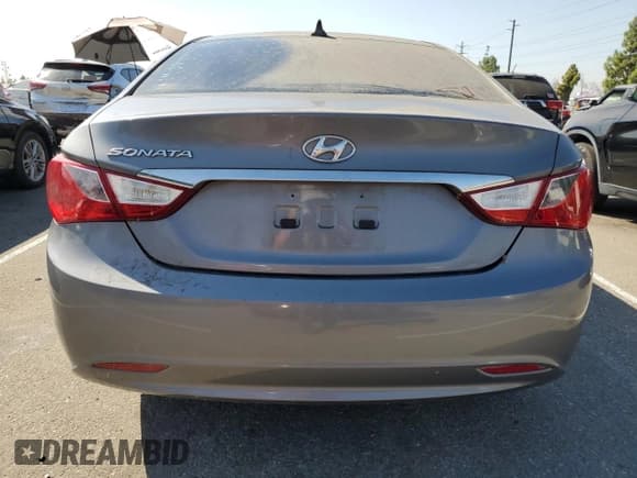 ✅ 2011 Hyundai Sonata GLS • VIN: 5NPEB4AC5BH076092 • Lot: 71029124. Listed on Copart with 163,418 mi. Free auction sales archive from the USA and detailed vehicle history report at DreamBid. Image 6.