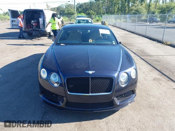 ✅ 2015 Bentley Continental GT • VIN: SCBFH7ZA0FC049703 • Lot: 42803794. Listed on IAAI with 85,149 mi. Free auction sales archive from the USA and detailed vehicle history report at DreamBid. Image 12.