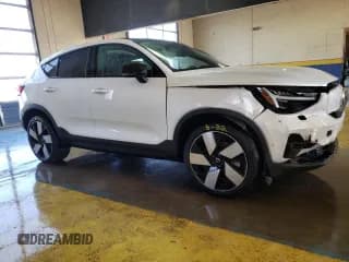 ✅ 2023 Volvo C40 Ultimate • VIN: YV4ED3GM2P2061382 • Lot: 76243593. Listed on Copart with 21,417 mi. Free auction sales archive from the USA and detailed vehicle history report at DreamBid. Image 4.