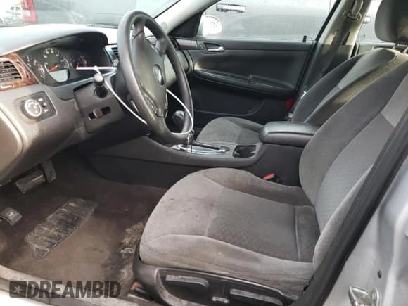 ✅ 2016 Chevrolet Impala LT • VIN: 2G1WB5E32G1151675 • Лот: 90005065. Опубликован ранее на Copart с пробегом 134 052 миль. Бесплатный доступ к архиву аукционных продаж из США и подробный отчёт об истории автомобиля на DreamBid. Изображение 7.