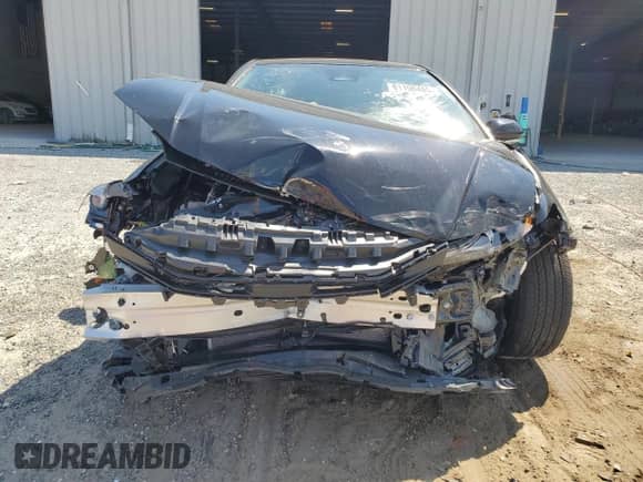 2025 Toyota Camry LE with VIN 4T1DAACK6SU189097, listed as a Copart auction lot 81190485 with 6,366 mi miles and Salvage title. Bid and sale history available at DreamBid. Image 5.