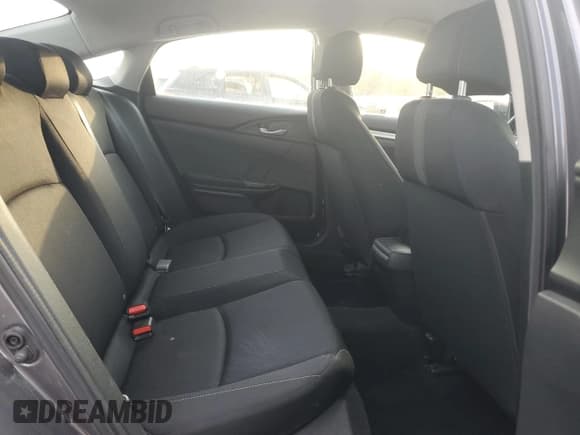 ✅ 2019 Honda Civic LX • VIN: 19XFC2F65KE022434 • Lot: 71771245. Wystawiony na Copart z przebiegiem 67 177 mil. Bezpłatny archiwum sprzedaży aukcyjnych z USA i szczegółowy raport historii pojazdu na DreamBid. Zdjęcie 10.