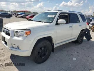 ✅ 2011 Toyota 4Runner SR5 • VIN: JTEBU5JR5B5041765 • Lot: 85169805. Wystawiony na Copart z przebiegiem 190 345 mil. Bezpłatny archiwum sprzedaży aukcyjnych z USA i szczegółowy raport historii pojazdu na DreamBid. Zdjęcie 1.