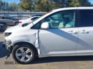 ✅ 2014 Toyota Sienna LE • VIN: 5TDKK3DCXES434133 • Lot: 43587885. Listed on IAAI with 111,272 mi. Free auction sales archive from the USA and detailed vehicle history report at DreamBid. Image 20.