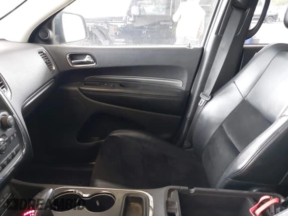 ✅ 2018 Dodge Durango GT • VIN: 1C4RDJDG3JC312421 • Lot: 43582979. Listed on IAAI with 147,945 mi. Free auction sales archive from the USA and detailed vehicle history report at DreamBid. Image 5.