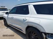✅ 2024 Hyundai Palisade Calligraphy • VIN: KM8R7DGE2RU784310 • Lot: 42898046. Listed on IAAI with 32,334 mi. Free auction sales archive from the USA and detailed vehicle history report at DreamBid. Image 14.