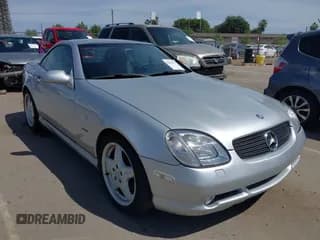 ✅ 1999 Mercedes-Benz SLK 230/320 • VIN: WDBKK47F0XF134176 • Lot: 42262277. Listed on IAAI with 189,170 mi. Free auction sales archive from the USA and detailed vehicle history report at DreamBid. Image 1.