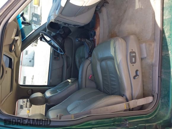 ✅ 2000 Oldsmobile Bravada • VIN: 1GHDT13W2Y2267004 • Лот: 42691851. Опубликован ранее на IAAI с пробегом 161 592 миль. Бесплатный доступ к архиву аукционных продаж из США и подробный отчёт об истории автомобиля на DreamBid. Изображение 5.